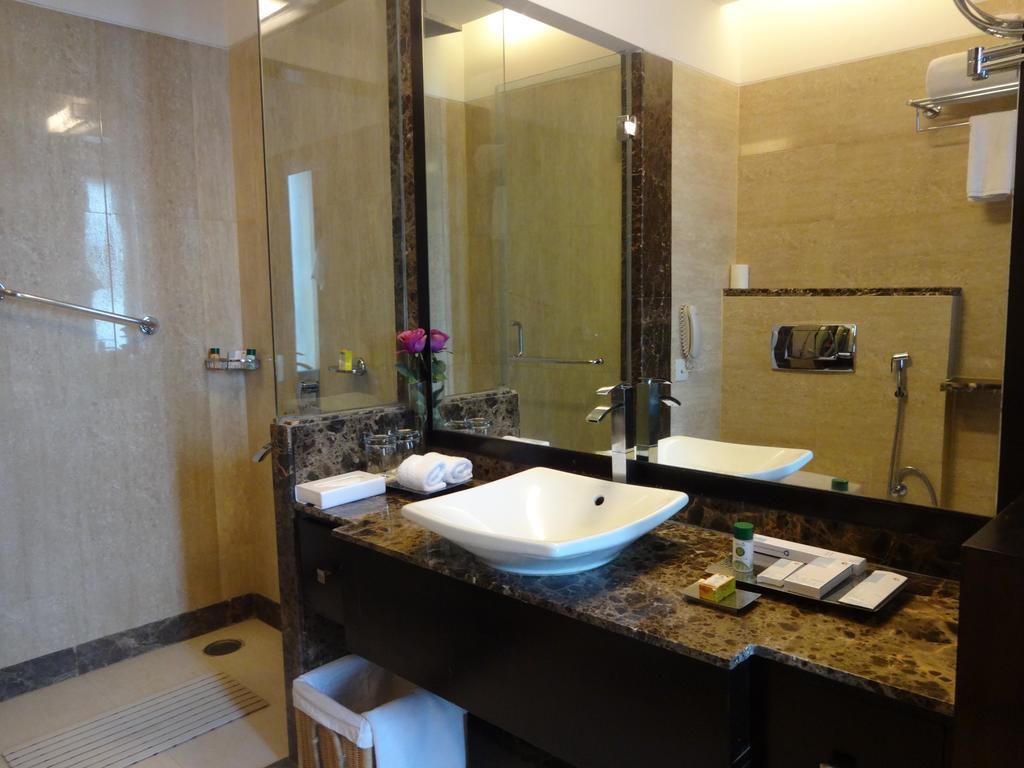 Fortune Park Orange, Sidhrawali, Gurugram - Member Itc Hotels' Group Bhiwadi Kültér fotó