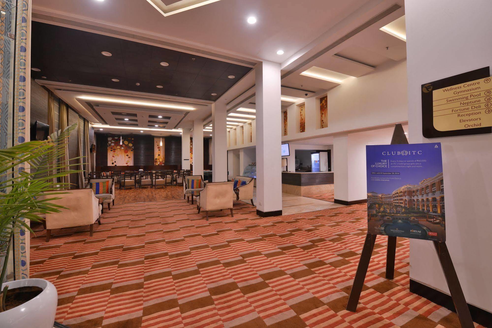 Fortune Park Orange, Sidhrawali, Gurugram - Member Itc Hotels' Group Bhiwadi Kültér fotó