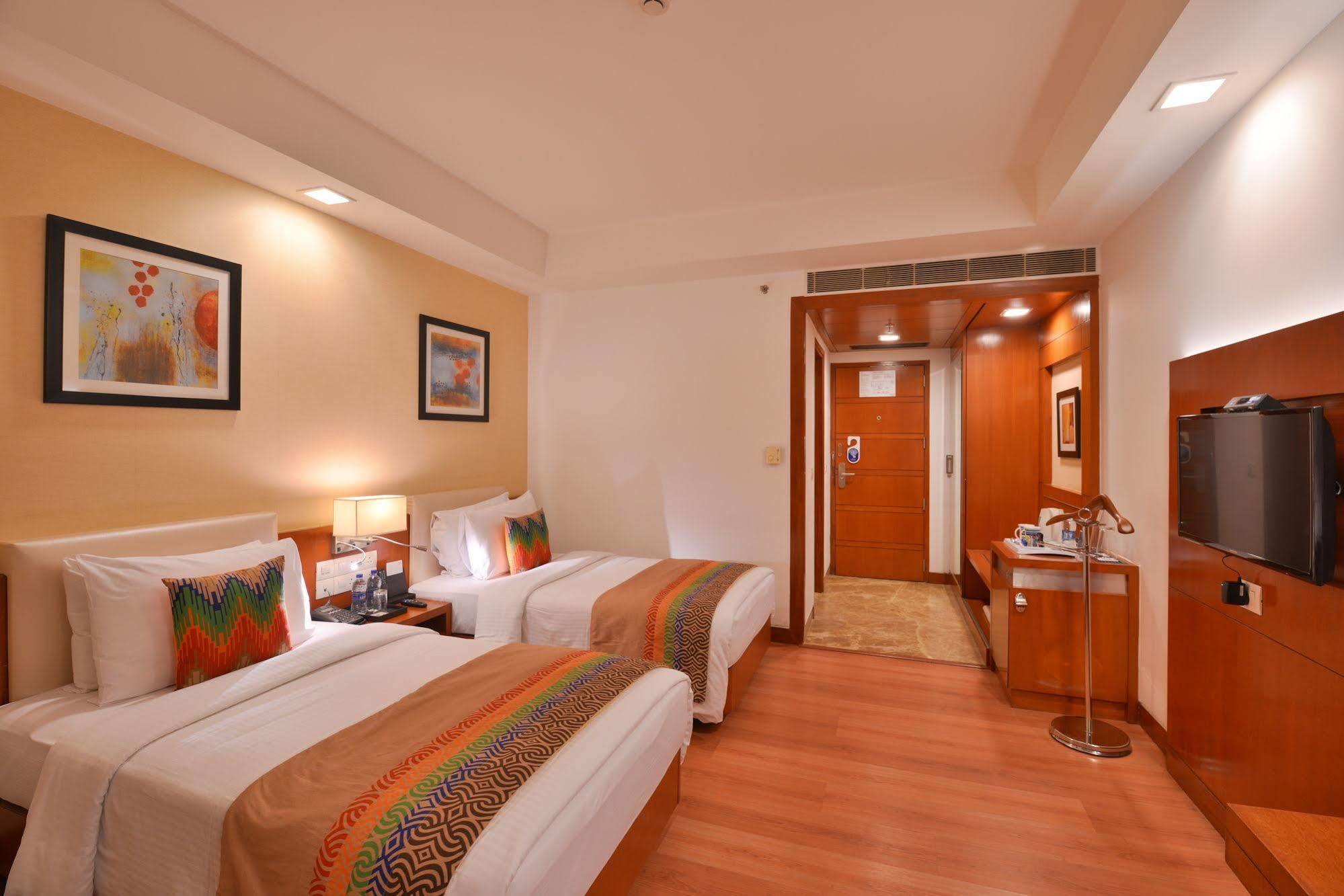 Fortune Park Orange, Sidhrawali, Gurugram - Member Itc Hotels' Group Bhiwadi Kültér fotó